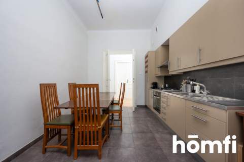 Przestronne 3 pokoje, oddzielna kuchnia, balkon