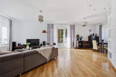 Dom z dużym ogrodem 186 m2 działka 1405 m2 G