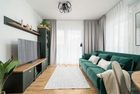 99m2, 5 pokoi, 2-poziomowe, ogród zimowy