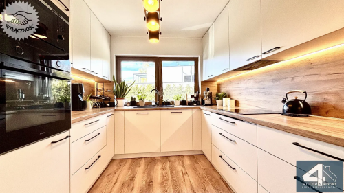APARTAMENT PRZY PARKU   WYSOKI STANDARD