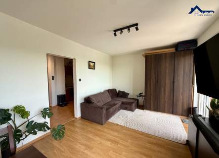 2012 r. Kawalerka Garaż Balkon Do odświeżenia 