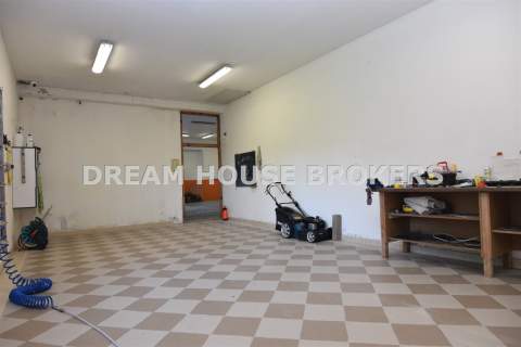 Dom z halą 700 m   Idealny pod biznes 