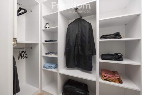 Nowoczesny apartament 68,5 m z widokiem na zieleń