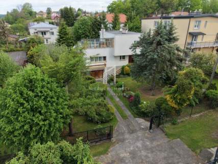 REZERWACJA SOLIDNY DOM W PRESTIŻOWEJ LOKALIZACJI, JASŁO, UL....