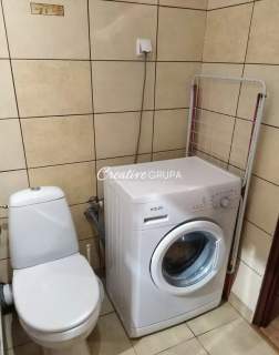 Zadbane 2-pokojowe mieszkanie z garażem na Woli.