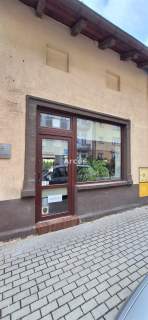 lokal 70m2, parter i parking