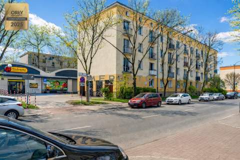 2 pokoje, Białobrzeska 6A.
