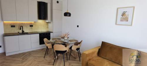 Nowy Apartament Wykończony Premium -2-pokoje -Winda -os.Uroczysko