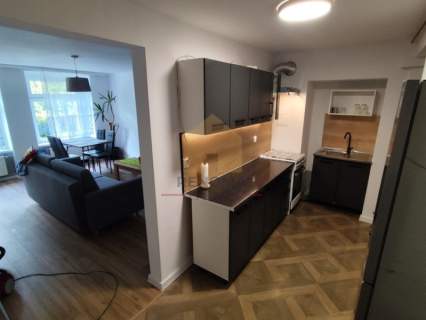 Jeleniogórska/59,9 m2/parter/ 2 ogródki