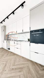 Szwederowo/3pokoje /48,5 m / 9. p/ Balkon /Piwnica