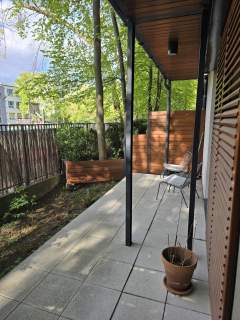 BEZPOŚREDNIO - KAMERALNY APARTAMENT BLISKO METRA, PRZY PARKU