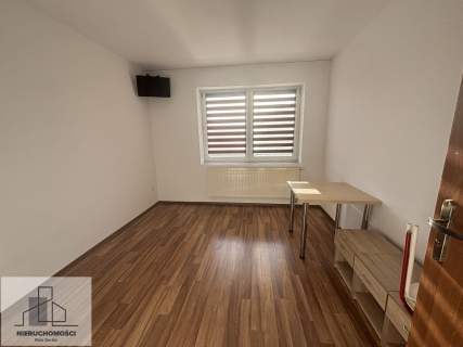 Budynek w centrum Wołomina usługi/hostel/mieszkanie/różne opcje...