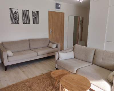 PROMOCJASłoneczne mieszkanie 40 m2, parter z dużym balkonem.