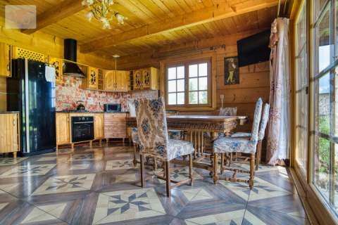 Dom z bali na działce 1902 m2 - idealny do zamieszkania i pod...
