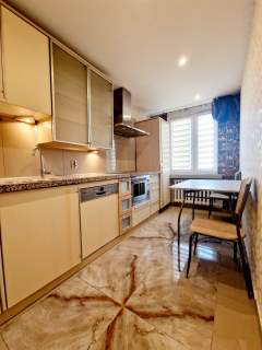 2 POKOJE OSOBNA KUCHNIA BALKON PIWNICA 46 M2