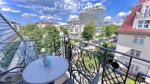 Apartament 4 os. z balkonem i widokiem na morze.