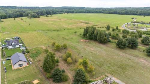 Działka budowlana Boronów 809m2 woda prąd