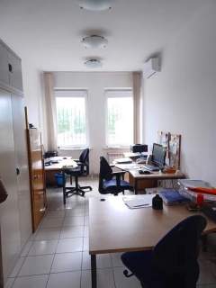 Nieruchomość komercyjna do wynajęcia, 250 m2, Warszawa