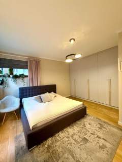 Mieszkanie z garażem w centrum miasta Apartament