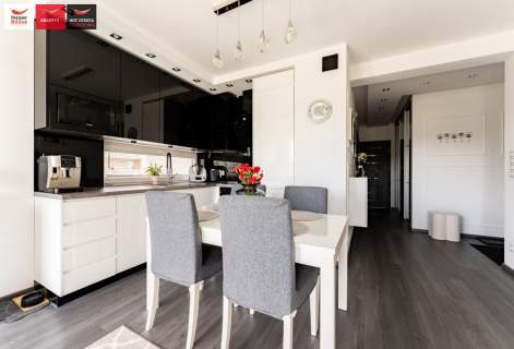3 pokojowe mieszkanie z balkonem 16mkw