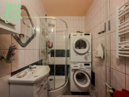 Przestronne mieszkanie na parterze z balkonem