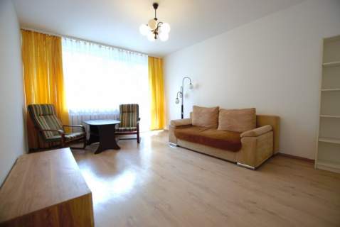 2 pokoje, balkon, parter, Uroczysko, parking