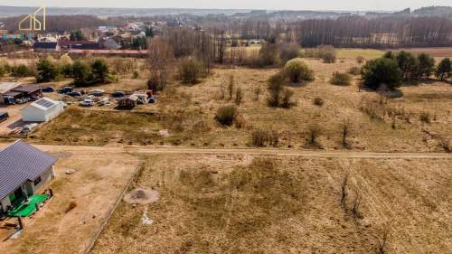 Jedna z 3 działek, warunki zabudowy