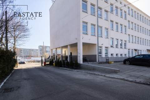 Lokal 31,90 m2, Darmowy Parking, Blisko SKM