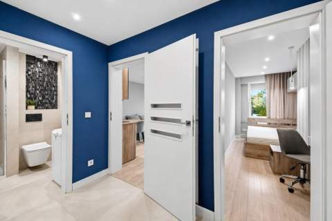2 pokoje po remoncie   z wyposażeniem   duży balkon   
