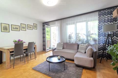 Starobojarska 72 m2, 4 pokoje, 1 piętro, parking