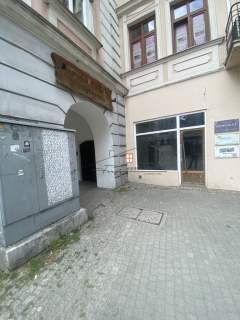 Do wynajęcia Lokal 40 m Serce Rynku w Przemyślu