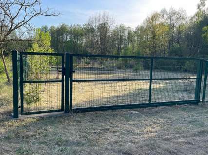 Działka 2800 m2 z WZ, prądem, wodą, stawem, dojazd asfaltowy