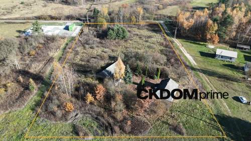 Dom z działką 8400m2 w Pieczonogach