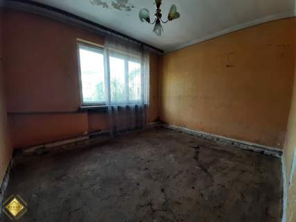 Dom do remontu - może zaskoczyć swoją przestrzenią