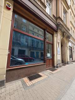 Lokal użytkowy do wynajęcia - Świdnica, przy Rynku po remoncie