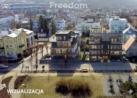 Dom 30 miejsc noclegowych, pierwsza linia zabudowy