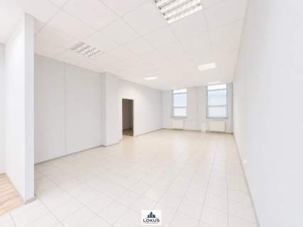 Lokal magazynowo-handlowy z rampą i biurem 115 m2