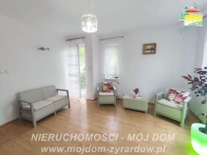 Wyposażona kawalerka z ogródkiem.