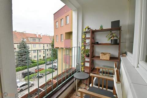 3 pokoje z balkonem, Krzyki ul. Buska,CH Borek