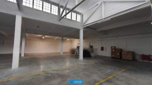 Magazyn 400 m2 z rampą i biurem, plac dla TIR