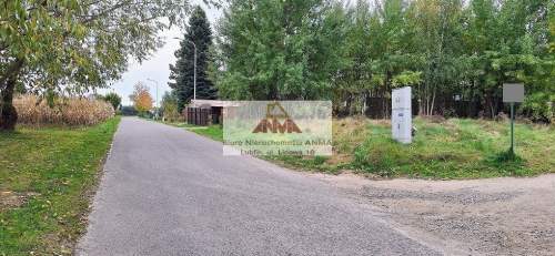 dziaka pod zabudowę Motycz z wydaną decyzją WZiZT