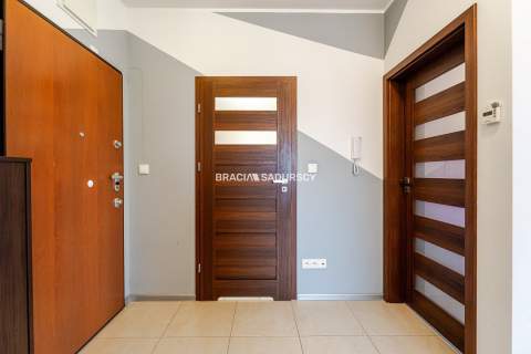 Zamknięte osiedle 2 pok. Balkon