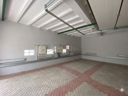 Wynajem- Hala magazynowa 46 m2 zaplecze mieszkalne