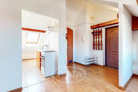 2 pokoje/36,60 m2/po podłodze ok.60 m2/Pilczyce