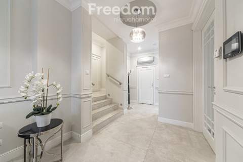 103 m powierzchni PREMIUM w centrum Łomianek