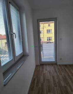 Nowoczesne 3 pokoje z tarasem, bez mebli ruchomych