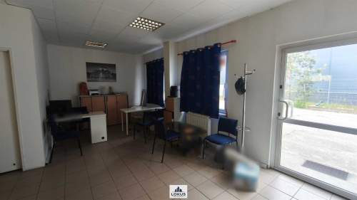 Hala na warsztat produkcję z biurem 246 m2