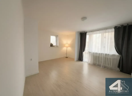 Przestronne mieszkanie w samym cetrum Otwocka.