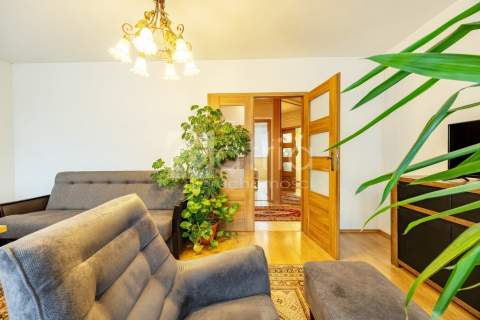 Stare Miasto, 3 pokoje, parter 61,62 m2, balkon