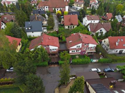 PRZESTRONNY DOM WOLOSTOJĄCY NA KLINACH   7 POKOI.